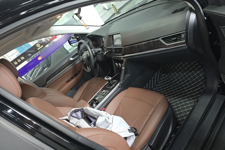 Used Haval H6 2019 Sport Edition 1.5T Automatic Two-Wheel Drive Elite Model China VI Right Front Seat