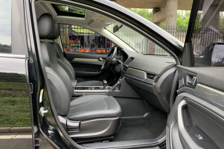 Used Haval H6 2019 Sport Edition 1.5T Automatic Two-Wheel Drive Elite Model China VI Right Front Seat