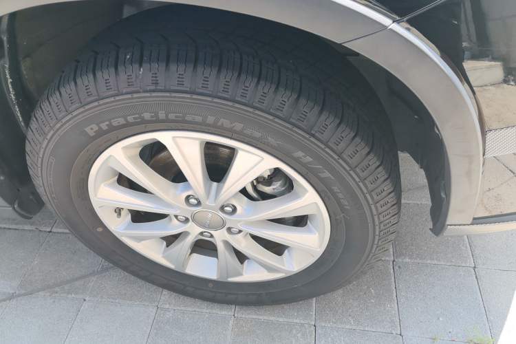 Used Haval H6 2019 Sport Edition 1.5T Manual Two-Wheel Drive Elite Model China VI Standard Right Front Wheel Hub