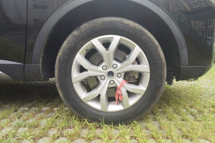 Used Haval H6 2019 Red Label 1.5 GDIT Automatic Champion Edition Right Front Wheel Hub