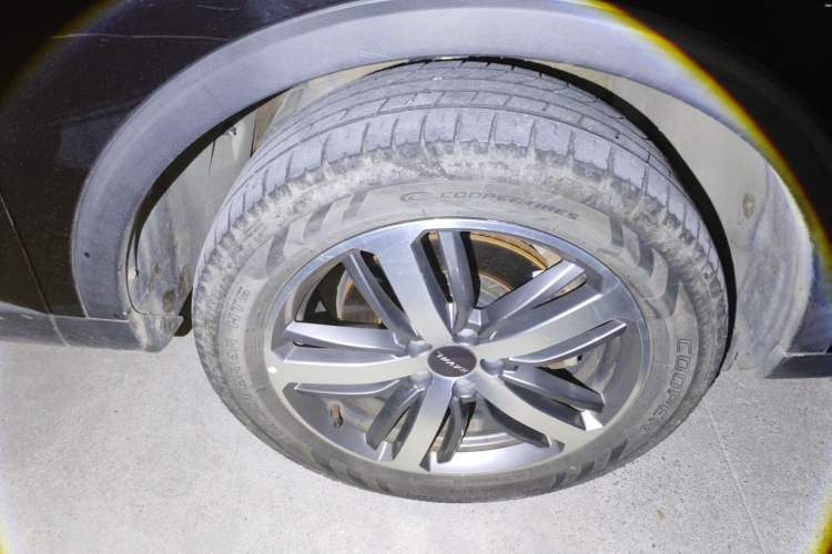 Used Haval H6 2019 1.5 GDIT Automatic Ultra-Luxury Smart Connect Version China V Standard Right Front Wheel Hub
