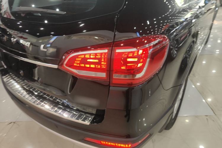Used Haval H6 2019 Sport Edition 1.5T Manual Two-Wheel Drive Elite Model China VI Standard Right Rear Taillight