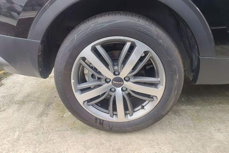 Used Haval H6 2019 2.0 GDIT Automatic Luxury Smart Connectivity Version China V Standard Right Rear Wheel Hub