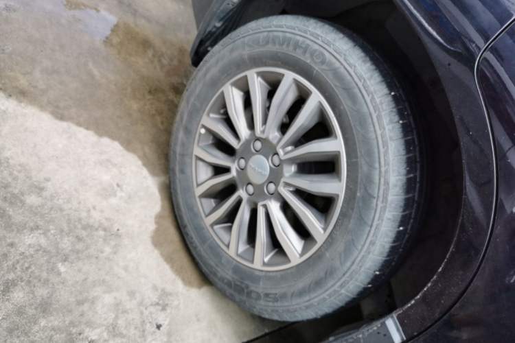 Used Haval H6 2019 Sport Edition 1.5T Automatic Two-Wheel Drive Elite Model China VI Right Rear Wheel Hub