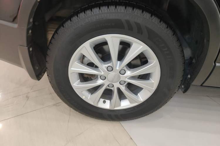Used Haval H6 2019 Sport Edition 1.5T Manual Two-Wheel Drive Elite Model China VI Standard Right Rear Wheel Hub