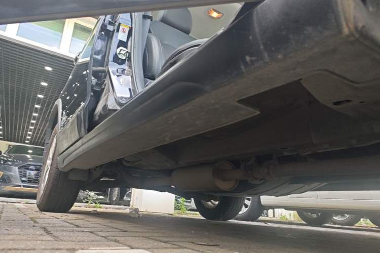 Used Haval H6 2019 Sport Edition 1.5T Automatic Two-Wheel Drive Elite Model China VI Right Side Sill
