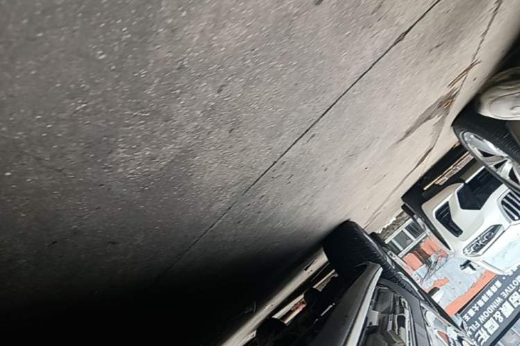 Used Haval H6 2019 Red Label 1.5 GDIT Automatic Luxury Smart Connectivity Edition Right Side Sill