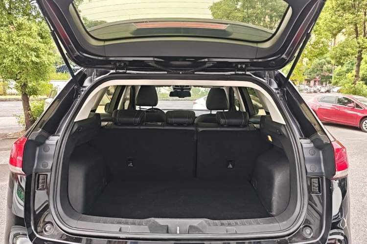 Used Haval H6 2019 Blue Label 1.5 GDIT Automatic Champion Edition Trunk