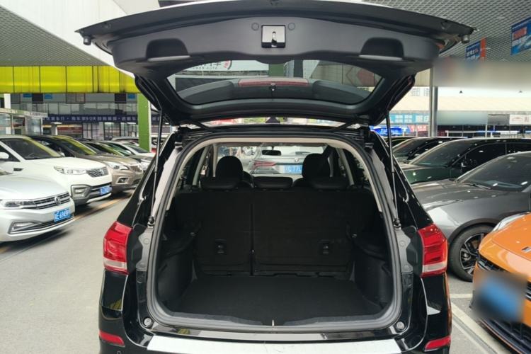 Used Haval H6 2019 Sport Edition 1.5T Automatic Two-Wheel Drive Elite Model China VI Trunk