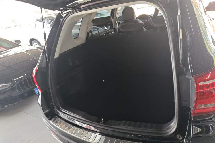 Used Haval H6 2019 Sport Edition 1.5T Automatic Two-Wheel Drive Elite Model China VI Trunk