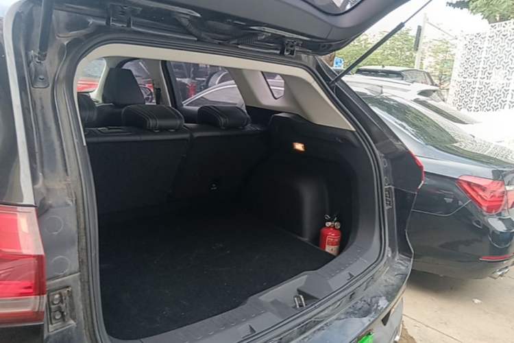 Used Haval H6 2019 Red Label 1.5 GDIT Automatic Luxury Smart Connectivity Edition Trunk