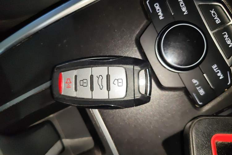 Used Haval H6 2019 Sport Edition 1.5T Automatic Two-Wheel Drive Elite Model China VI Vehicle Key