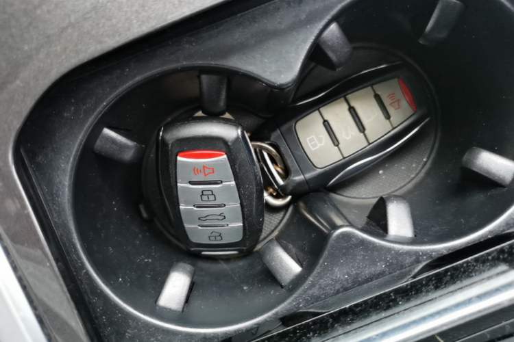 Used Haval H6 2019 Sport Edition 1.5T Automatic Two-Wheel Drive Elite Model China VI Vehicle Key