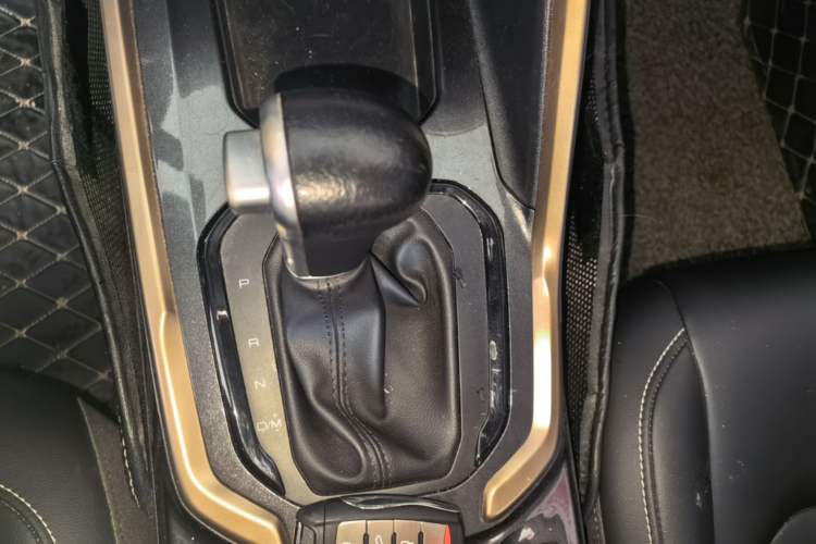 Used Haval H6 2019 1.5 GDIT Automatic Luxury Smart Connect Edition Emission Standard China V Gear Lever