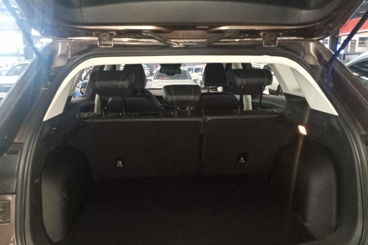 Used Haval H6 2019 Red Label 2.0 GDIT Automatic Champion Edition Trunk