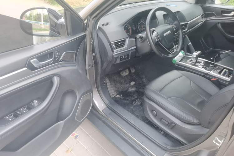 Used Haval H6 2019 Sport Edition 1.5T Automatic Two-Wheel Drive Elite Model China VI Driver Seat