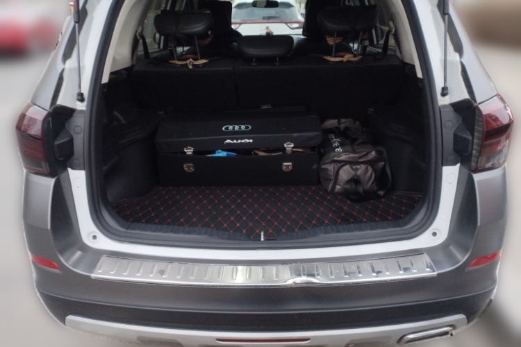 Used Haval H6 2019 Sport Edition 1.5T Automatic Two-Wheel Drive Elite Model China VI Trunk