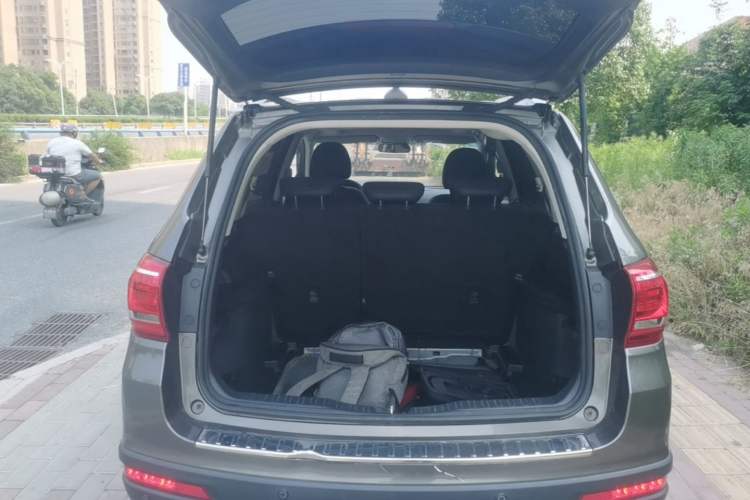 Used Haval H6 2019 Sport Edition 1.5T Automatic Two-Wheel Drive Elite Model China VI Trunk