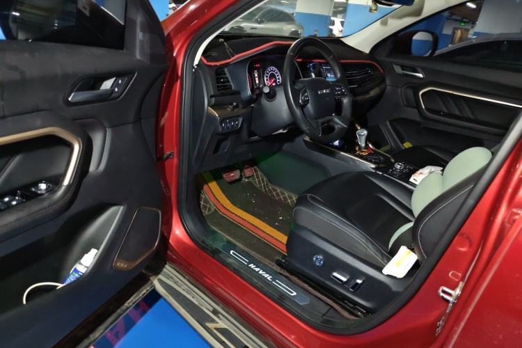 Used Haval H6 2019 Red Label 1.5 GDIT Automatic Luxury Smart Connectivity Edition Driver Seat