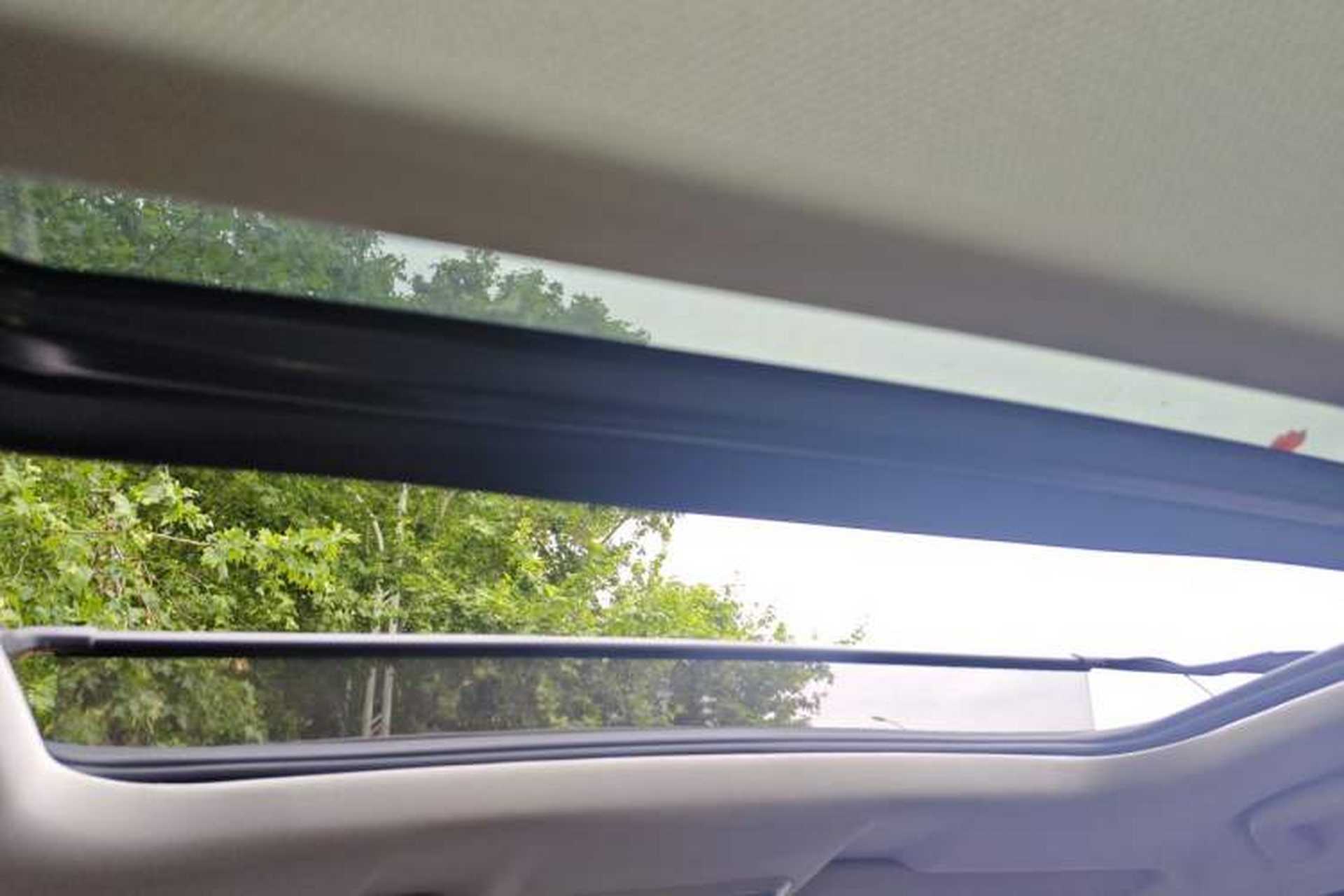 Used Haval H6 2019 1.5 GDIT Automatic Luxury Smart Connect Version China VI Standard Headliner