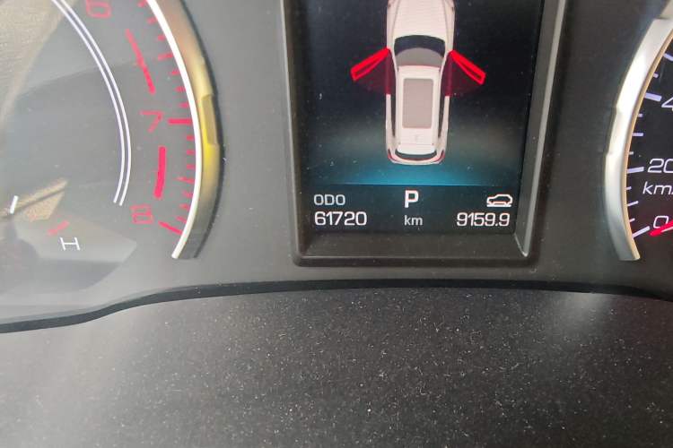 Used Haval H6 2019 Red Label 1.5 GDIT Automatic Champion Edition Odometer Close Up