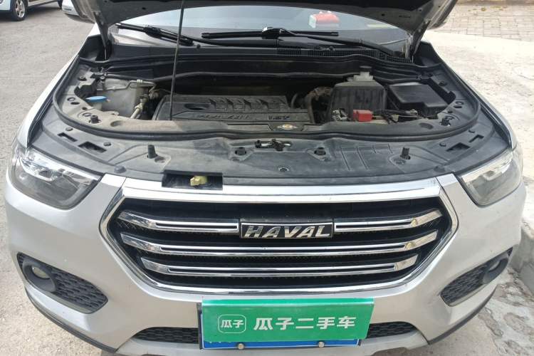 Used Haval H6 2019 Sport Edition 1.5T Manual Two-Wheel Drive Elite Model China VI Standard Engine Bay