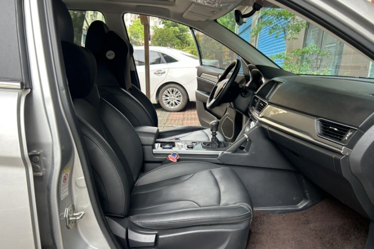 Used Haval H6 2019 Sport Edition 1.5T Manual Two-Wheel Drive Elite Model China VI Standard Interior 7