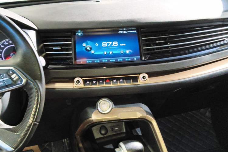 Used Haval H6 2019 Red Label 1.5 GDIT Automatic Champion Edition Audio And AC Panel