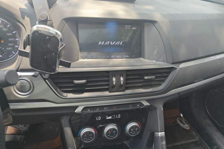 Used Haval H6 2019 Sport Edition 1.5T Automatic Two-Wheel Drive Elite Model China VI Audio And AC Panel