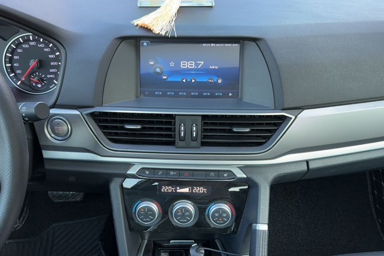 Used Haval H6 2019 Sport Edition 1.5T Automatic Two-Wheel Drive Elite Model China VI Audio And AC Panel