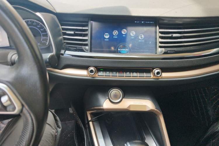 Used Haval H6 2019 1.5 GDIT Automatic Champion Edition China V Standard Audio And AC Panel