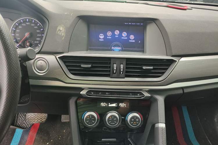 Used Haval H6 2019 Sport Edition 1.5T Automatic Two-Wheel Drive Elite Model China VI Audio And AC Panel