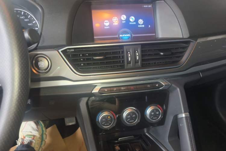 Used Haval H6 2019 Sport Edition 1.5T Automatic Two-Wheel Drive Elite Model China VI Audio And AC Panel