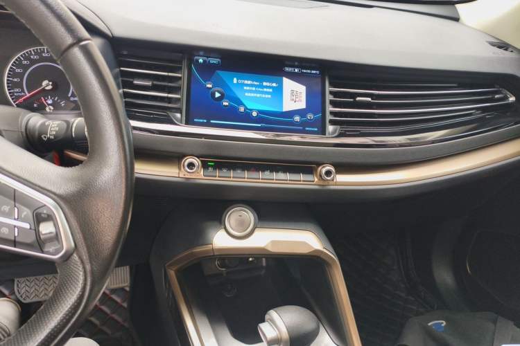 Used Haval H6 2019 Red Label 1.5 GDIT Automatic Champion Edition Audio And AC Panel