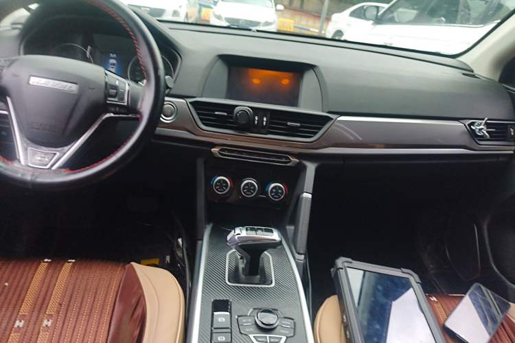Used Haval H6 2019 Sport Edition 1.5T Automatic Two-Wheel Drive Elite Model China VI Audio And AC Panel