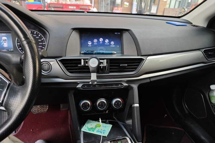 Used Haval H6 2019 Sport Edition 1.5T Automatic Two-Wheel Drive Elite Model China VI Audio And AC Panel