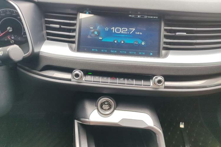 Used Haval H6 2019 Blue Label 1.5 GDIT Automatic Luxury Smart Connectivity Edition Audio And AC Panel