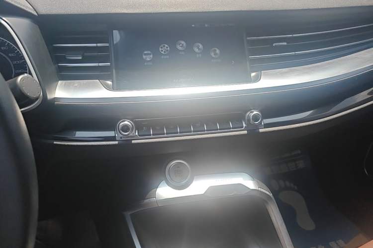 Used Haval H6 2019 1.5 GDIT Automatic Luxury Smart Connect Edition Emission Standard China V Audio And AC Panel