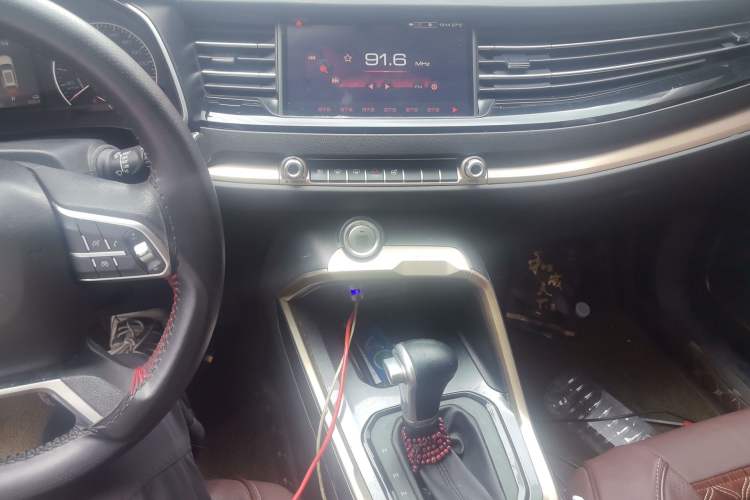 Used Haval H6 2019 Blue Label 1.5 GDIT Automatic Urban Edition Audio And AC Panel