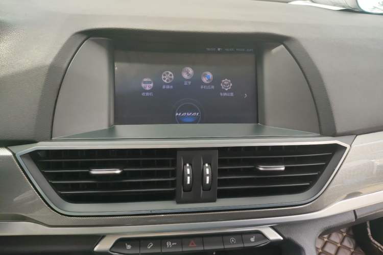Used Haval H6 2019 Sport Edition 1.5T Automatic Two-Wheel Drive Elite Model China VI Audio And AC Panel