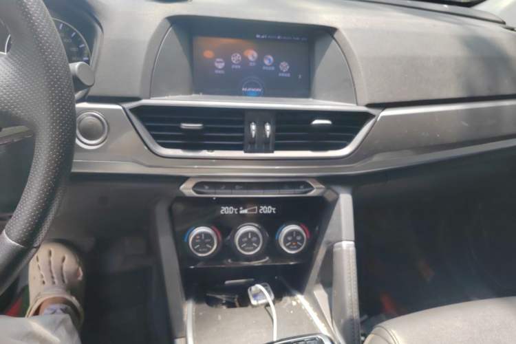 Used Haval H6 2019 Sport Edition 1.5T Automatic Two-Wheel Drive Elite Model China VI Audio And AC Panel