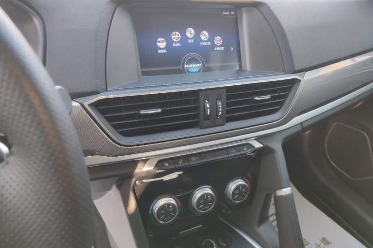Used Haval H6 2019 Sport Edition 1.5T Automatic Two-Wheel Drive Elite Model China VI Audio And AC Panel