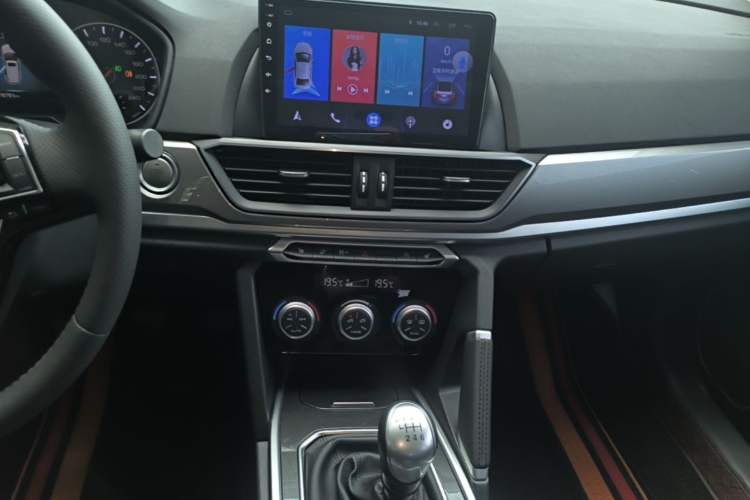 Used Haval H6 2019 Sport Edition 1.5T Manual Two-Wheel Drive Elite Model China VI Standard Audio And AC Panel