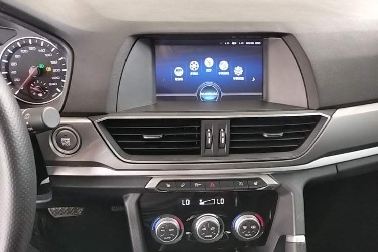Used Haval H6 2019 Sport Edition 1.5T Automatic Two-Wheel Drive Elite Model China VI Audio And AC Panel