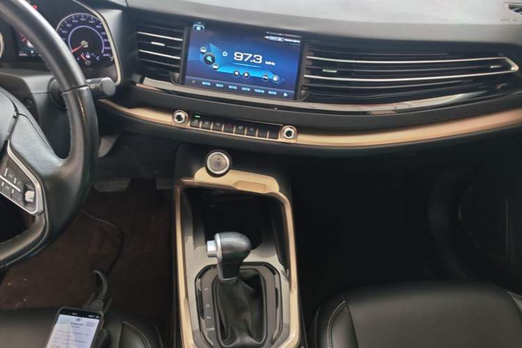 Used Haval H6 2019 Red Label 1.5 GDIT Automatic Champion Edition Audio And AC Panel