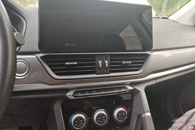 Used Haval H6 2019 Sport Edition 1.5T Automatic Two-Wheel Drive Elite Model China VI Audio And AC Panel