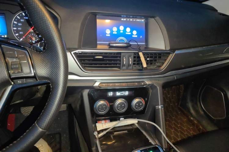 Used Haval H6 2019 Sport Edition 1.5T Automatic Two-Wheel Drive Elite Model China VI Audio And AC Panel