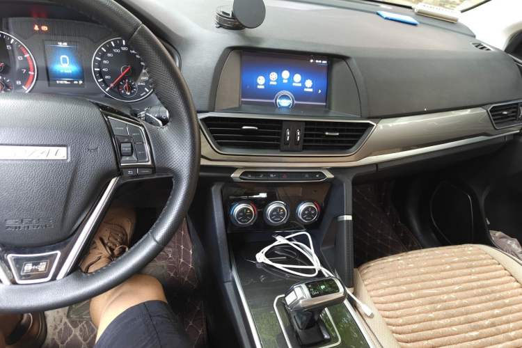 Used Haval H6 2019 Sport Edition 1.5T Automatic Two-Wheel Drive Elite Model China VI Audio And AC Panel