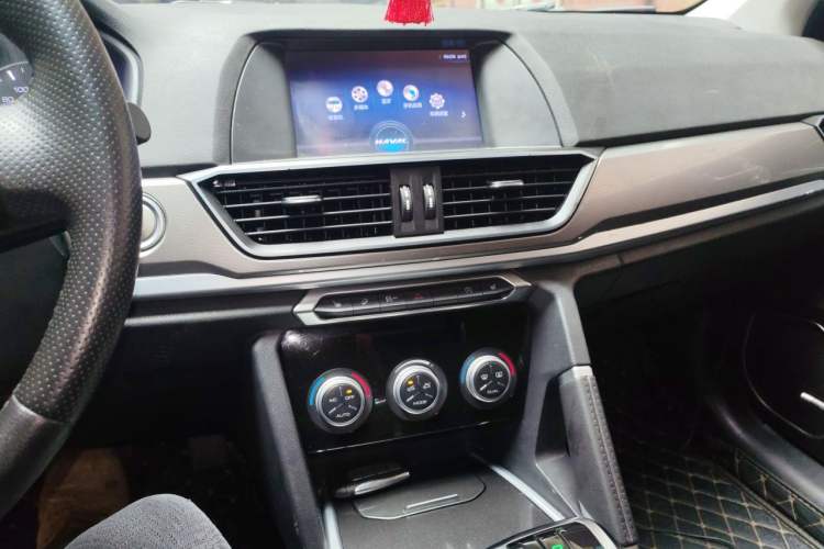 Used Haval H6 2019 Sport Edition 1.5T Automatic Two-Wheel Drive Elite Model China VI Audio And AC Panel