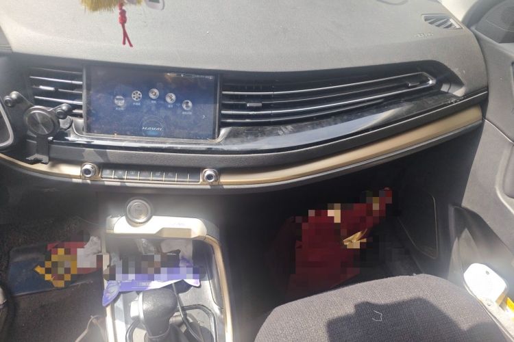 Used Haval H6 2019 Blue Label 1.5 GDIT Automatic Luxury Smart Connectivity Edition Audio And AC Panel
